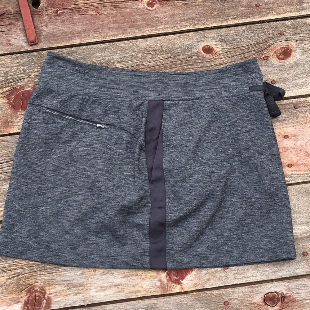🌸 Athleta Metro Downtown Skort skirt 🌸 - Picture 11 of 12
